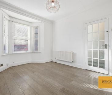 4 bedroom terraced house to rent - Photo 1