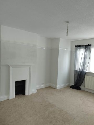 Brickwood, East Croydon, CR0 6 - Photo 4