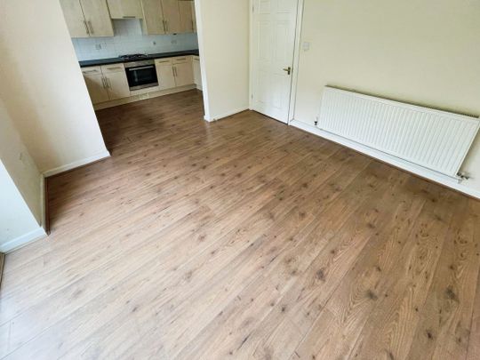 Hawthorn Glade, Blaina, Abertillery - Photo 1