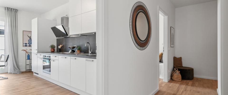 Elegantes Wohnen: 2-Zimmer-Wohnung mit moderner Einbauküche und Balkon - Photo 1