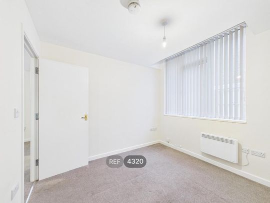 2 bedroom flat to rent - Photo 1