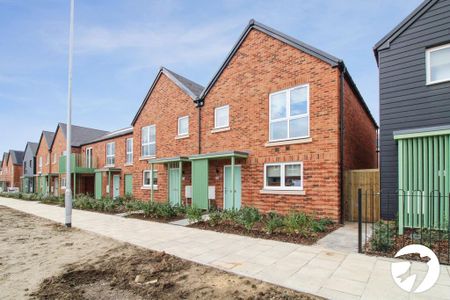 3 bedroom end of terrace house to rent - Photo 2