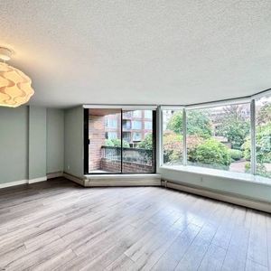 Cozy studio +1 bath at 950 Drake St Vancouver DT - Photo 2