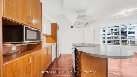 For Lease - 550 Queens Quay Unit# 509, Toronto, Ontario - Photo 4