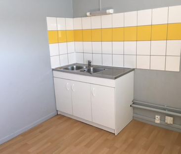 Location : Appartement 2 pièces 44 m2 – GRAND CHARMONT - Photo 1