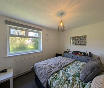 2 bedroom terraced house to rent - Photo 4