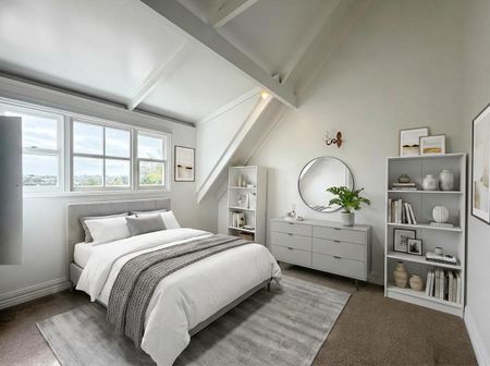 2 Bedrooms on Ladies Mile - Photo 5