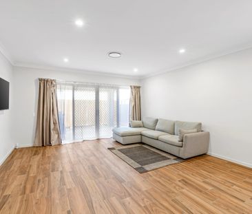 10 Cedarvale Street, South Ripley, Qld 4306 - Photo 3