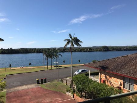 Prestige Unit Overlooking The Manning River - Photo 4