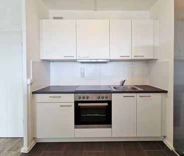 ** Wir renovieren ** - 2-Zimmer-Erdgeschosswohnung mit Balkon! - je... - Photo 6