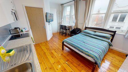 Studio 406, 29A Upper Parliament Street, NG1 2AP, NOTTINGHAM - Photo 2