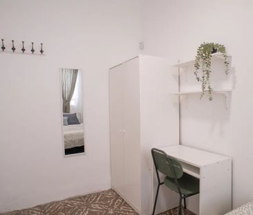 Carrer Trafalgar, Quart de Poblet, Valencian Community 46930 - Photo 6