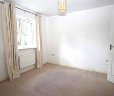 145 Ffordd Nowell, Pen-y-lan, Cardiff CF23 9FB - Photo 6