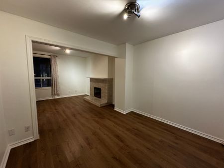 For Lease - 2346.5 Queen Street Unit# Main, Toronto, Ontario - Photo 2
