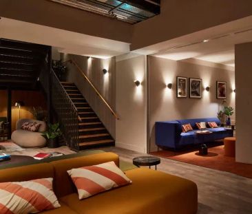 Awesome Plus - Photo 1