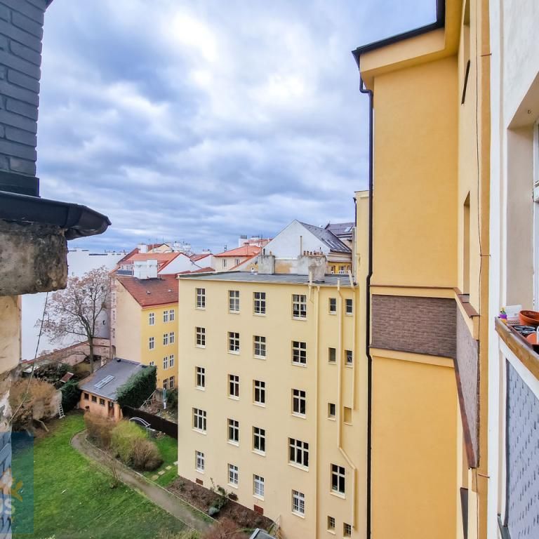 Pronájem bytu 1+kk 28 m2 - Фото 1