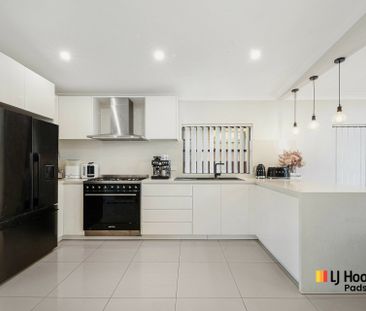 Fully Renovated 3-Bedroom Home in Quiet Cul-de-Sac - Photo 3