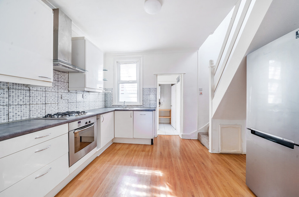 2 bedroom house to rent - Photo 1