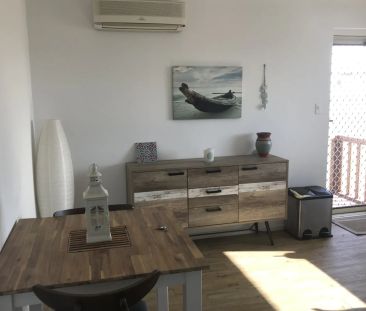 Stunning home by the beachside with teenagers retreat! - Photo 4