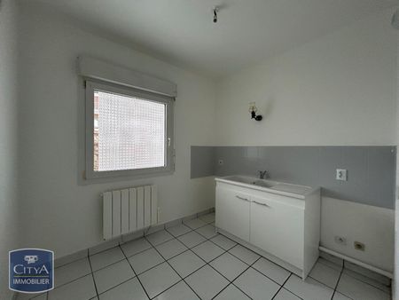 Location Appartement 2 pièces 50m² BLOIS 41000 - Photo 3