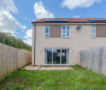 3 Bedroom - Photo 6