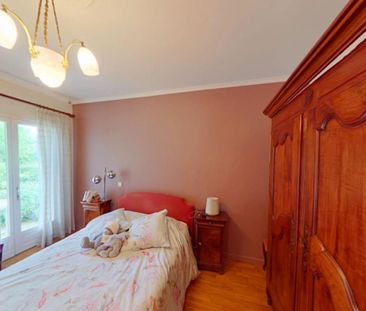 Location Maison 7 pièces 184m² STE FOY LES LYON 69110 - Photo 5