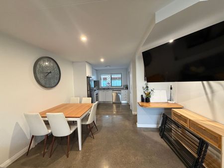 **Fully Furnished** Centrally Located & Move-In Ready! – Gardening Included - Photo 2