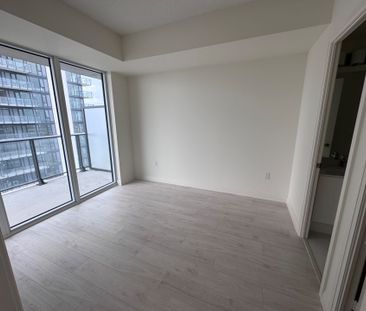For Lease - 8960 Jane Street Unit# 2302, Vaughan, Ontario - Photo 3