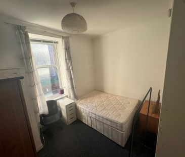 2 Bedroom Property To Rent - Photo 3