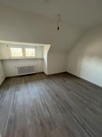 Gemütliche Dachgeschosswohnung sucht Mieter - Foto 4