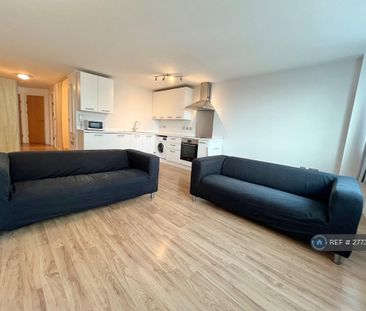 1 bedroom flat to rent - Photo 1