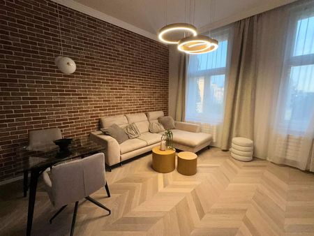 Pronájem krásného apartmánu 2+kk na Vinohradech - Photo 3