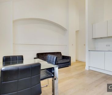 Sail Loft Court, London - Photo 2