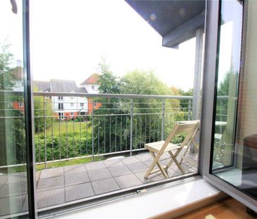 3 bedroom apartment to rent - Photo 2