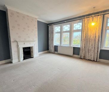 4 bedroom semi-detached house to rent - Photo 6