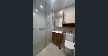 Spacious One-Bedroom Apartment in the Heart of Granville - Photo 5