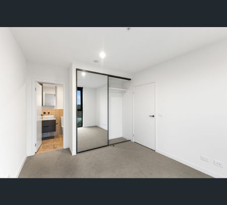 1108/139 Boundary Road, North Melbourne, Vic 3051 - Photo 3