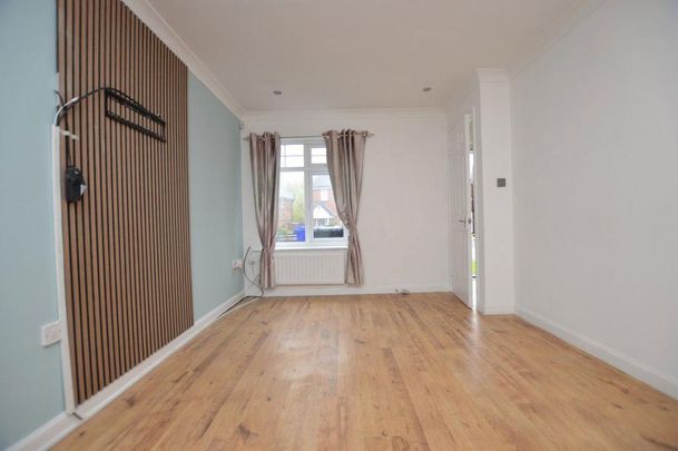 2 bedroom townhouse to rent - Photo 1