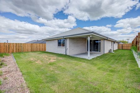 Brand New Family Home - Park Lane Estate! - Photo 5