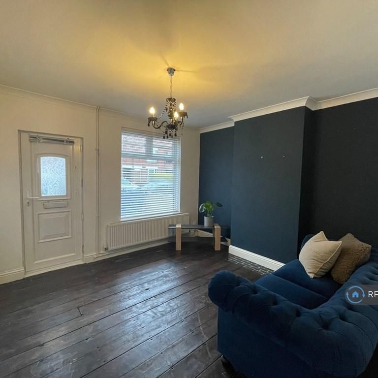 3 bedroom terraced house to rent - Photo 1