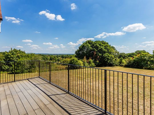 Ref: SM - Horsehill - Photo 1