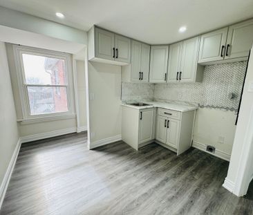 For Lease - 196 Caledonia Road Unit# 2nd Flr, Toronto, Ontario - Photo 4