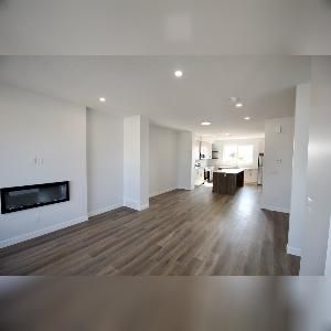 3 Bed 2.5 Bath Ottewell Home For Rent Edmonton - Photo 3