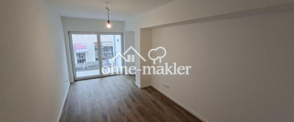 Erstbezug! 3 Zimmer Wohnung, Einbauküche, Tageslichtbad (Badewanne), Gäste WC, Balkon, Stellplatz - Photo 1