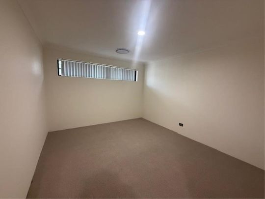 13 Desert Lp, Piara Waters - Photo 1