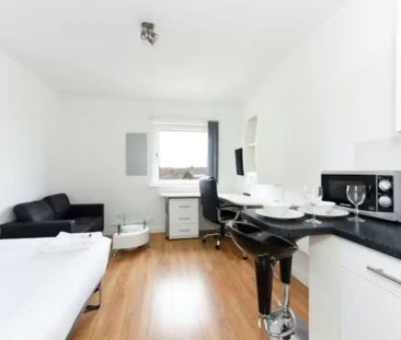 Studio Platinum - Photo 6