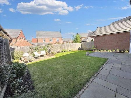 Wordsworth Court, Melton Mowbray, Leicestershire, LE13 - Photo 3