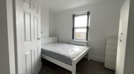 1 bedroom house of multiple occupation to rent - Photo 4