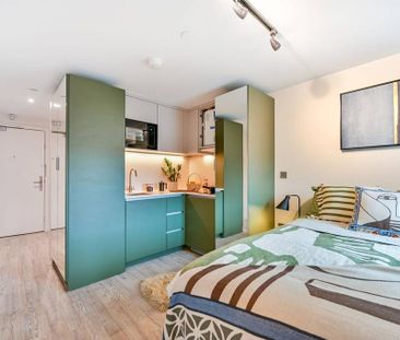 Studio to rent - Photo 1