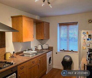 3 bedroom terraced house to rent - Photo 2